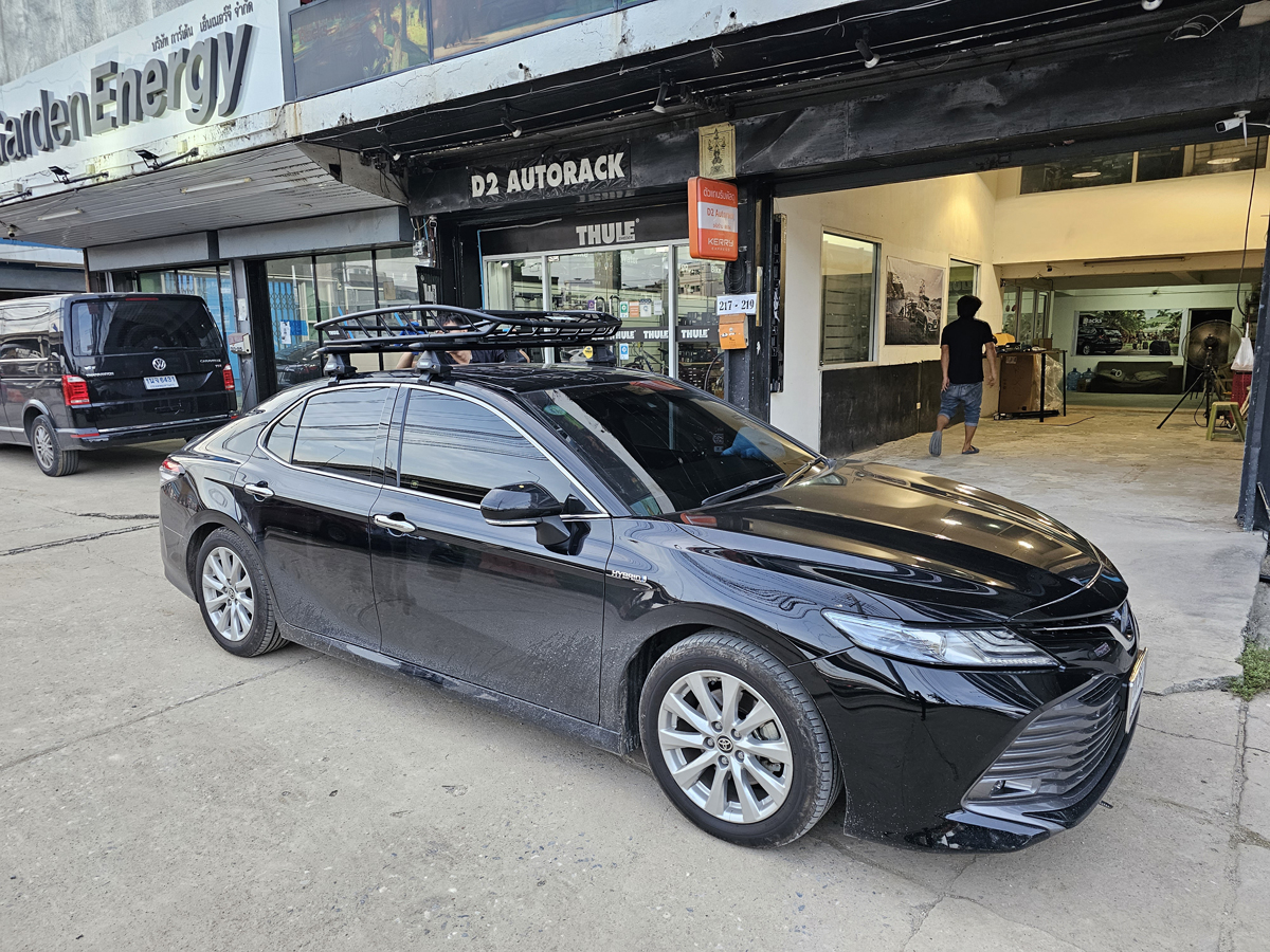 Toyota Camry ติดตั้ง แร็คหลังคา THULE Roofrack รุ่น CANYON XT 859 Black Color