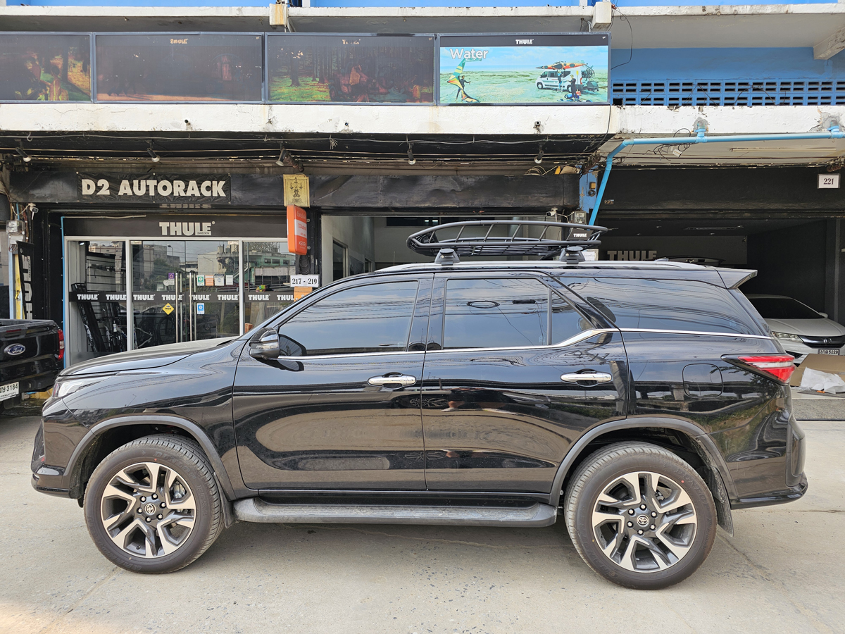 Toyota Fortuner ติดตั้ง แร็คหลังคารถเก๋ง THULE Roofrack รุ่น CANYON XT 859 Black Color