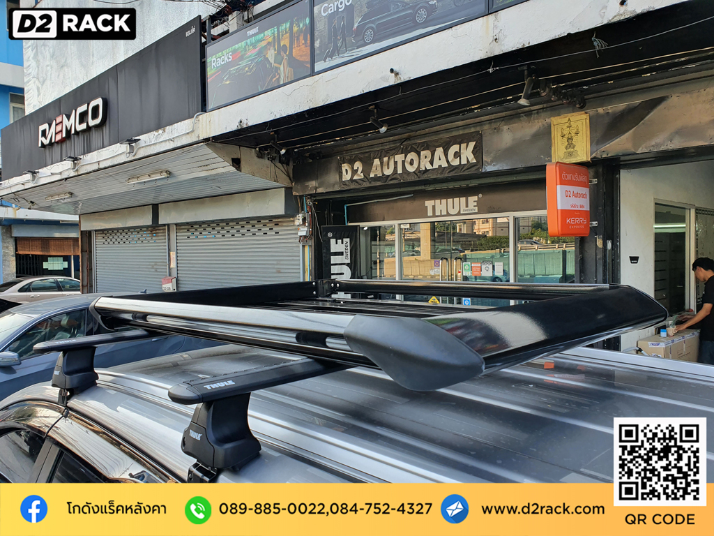 Toyota Innova ติดตั้ง แร็คใส่สัมภาระบนหลังคา SCR Roofrack รุ่น RR03 100x150 cm