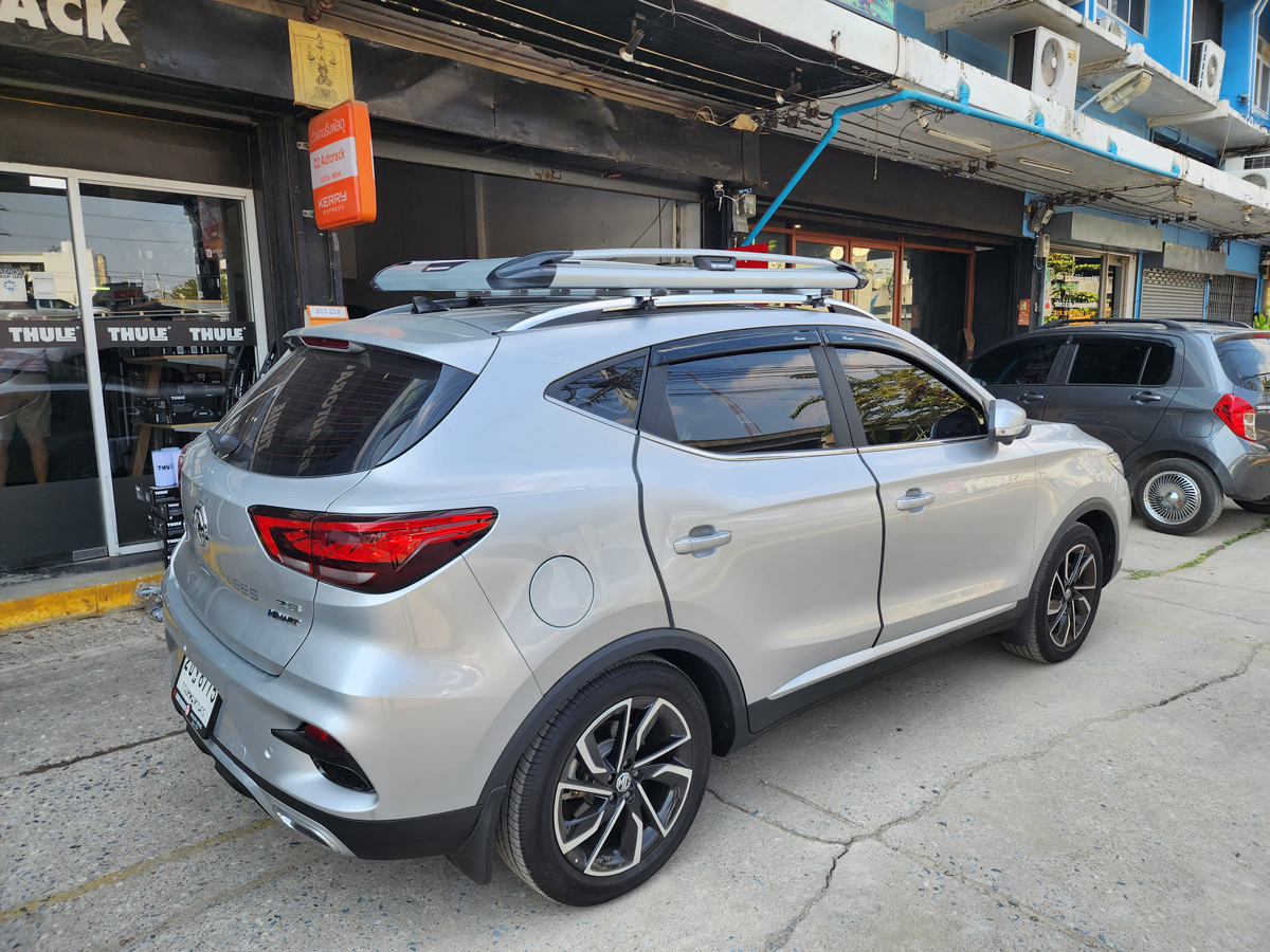 MG ZS ติดตั้ง แร็คหลังคามือสอง CARRYBOY Roofrack รุ่น CB550N 100x160 cm