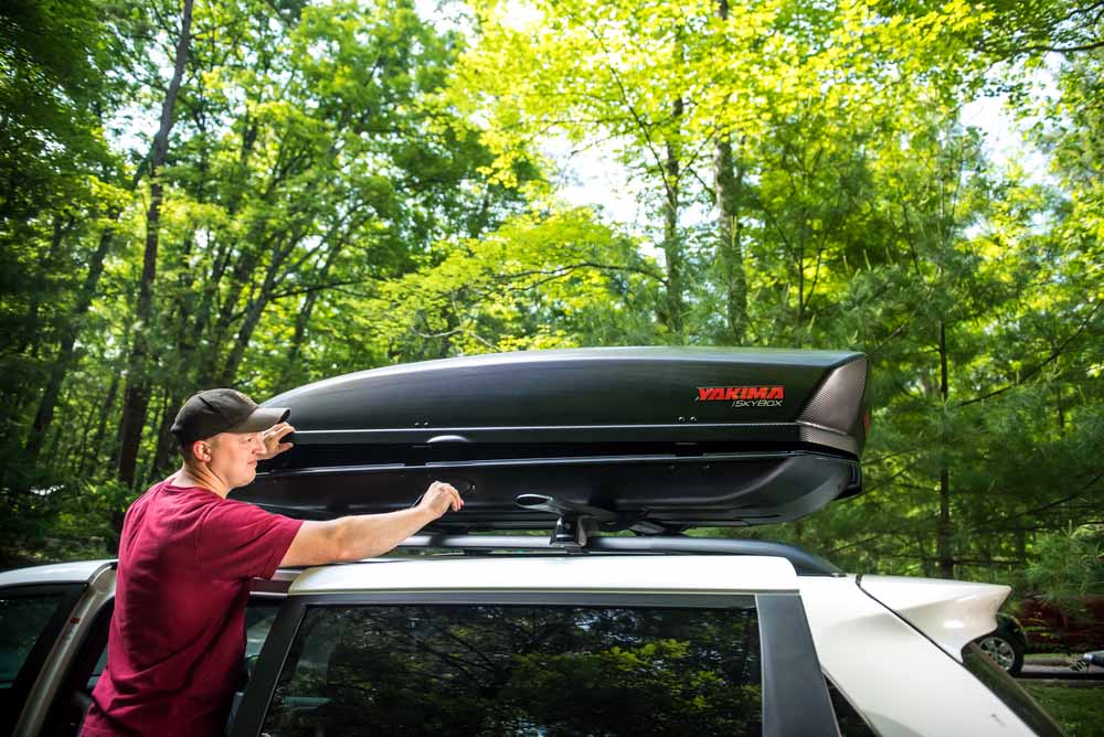 กล่องสัมภาระบนหลังคา มือสอง roof box ราคาถูก Roofbox Yakima รุ่น Skybox 18 twe roof box