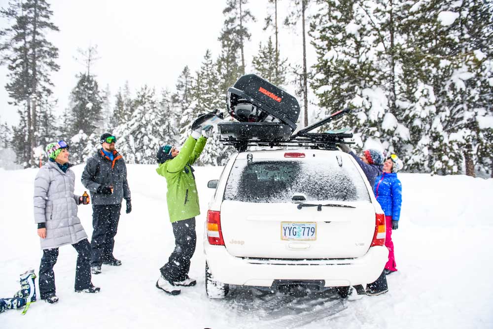 แร็คหลังคา fortuner กล่องหลังคา thule Roofbox Yakima รุ่น Skybox 18 กล่องสัมภาระบนหลังคา มือสอง