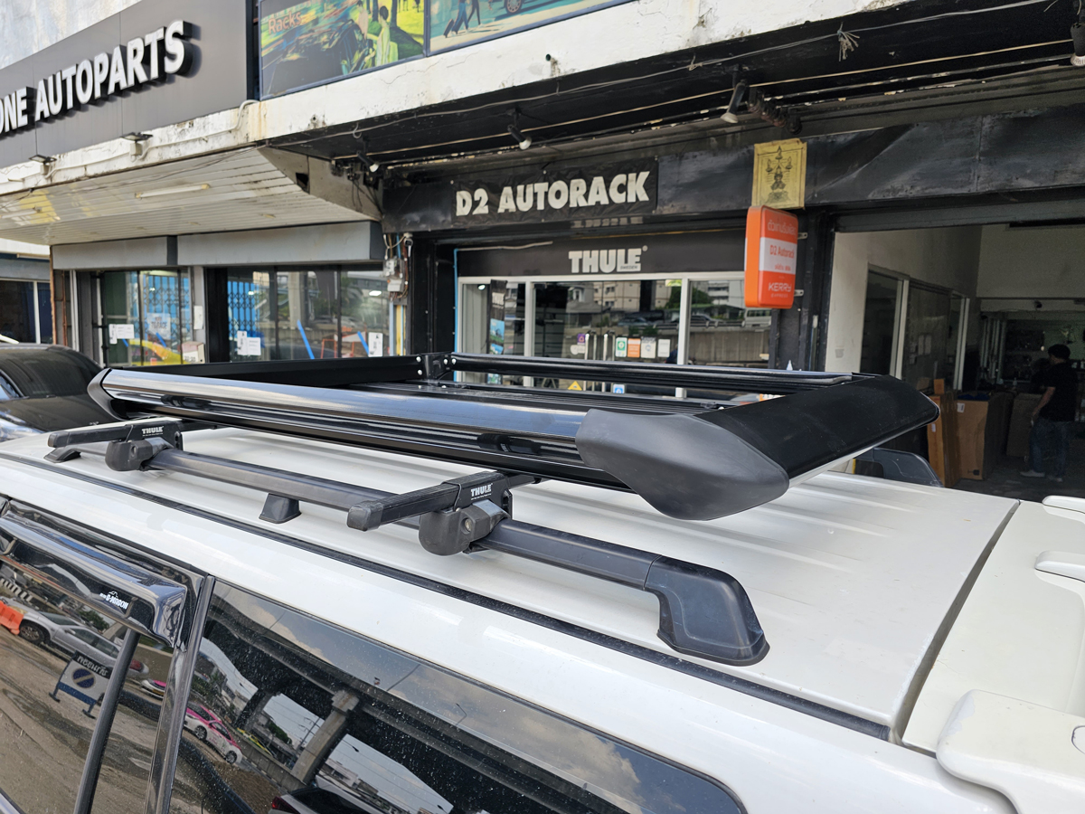 Mitsubishi G-Wagon ติดตั้ง ตะแกรงใส่ของบนหลังคา SCR Roofrack รุ่น RR03 100x150 cm Black Color