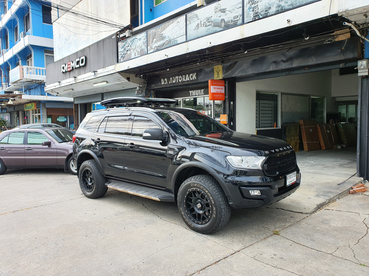 Ford Everest ติดตั้ง แร็คหลังคา SCR Roofrack รุ่น RR04 100x150 cm Black Color