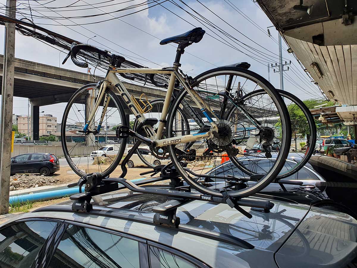 Audi RS4 ติดตั้ง แร็คจักรยานมือสอง thule bikerack รุ่น Proride 598