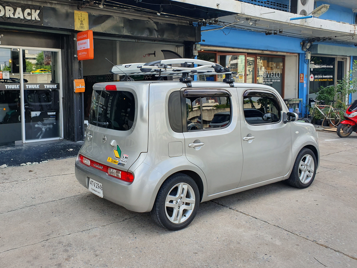 Nissan Cube ติดตั้ง แร็คหลังคามือสอง THULE Roofrack รุ่น Trail-M 823 Silver Color