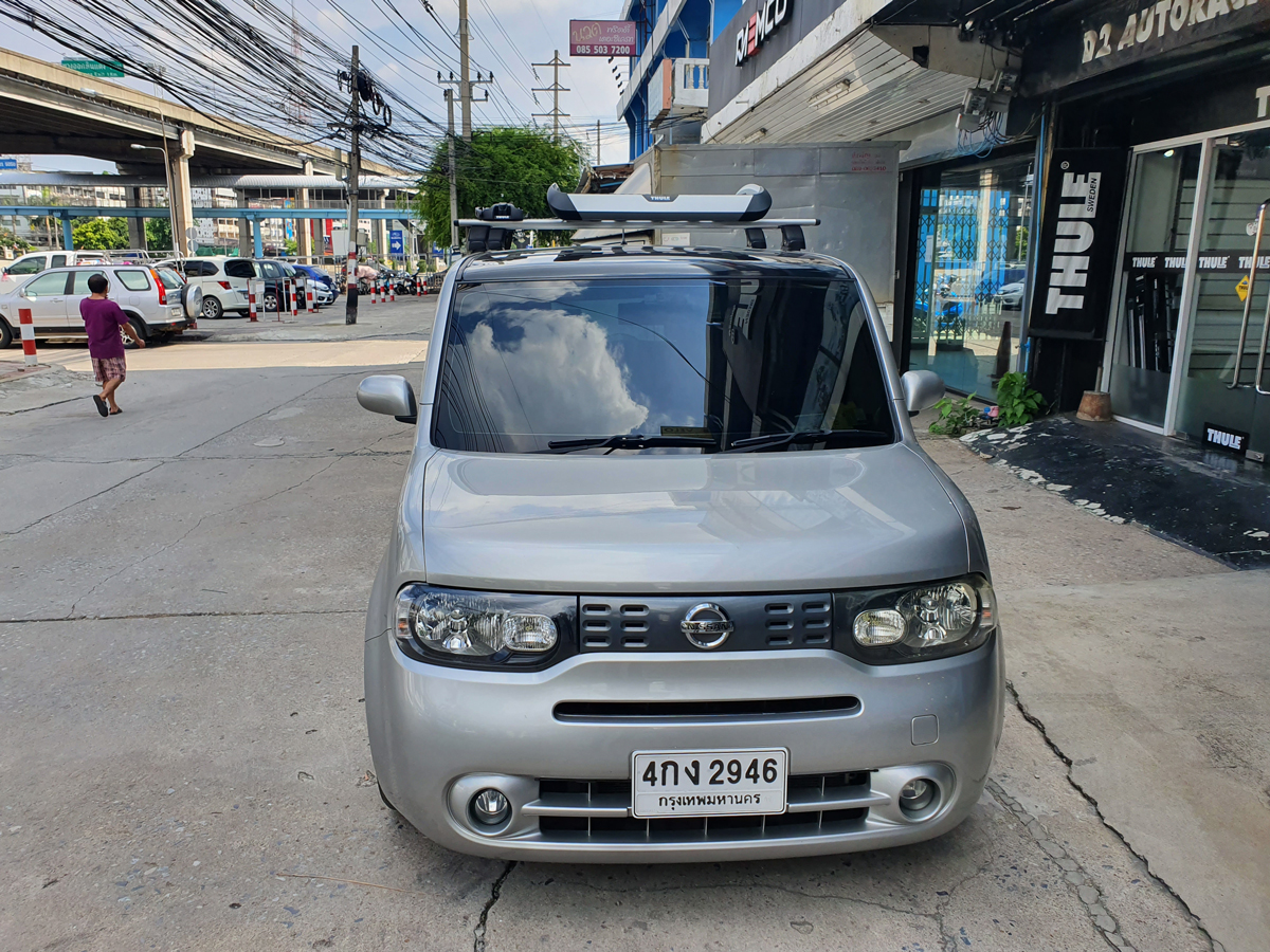 Nissan Cube ติดตั้ง ติดแร็คหลังคา THULE Roofrack รุ่น Trail-M 823 Silver Color