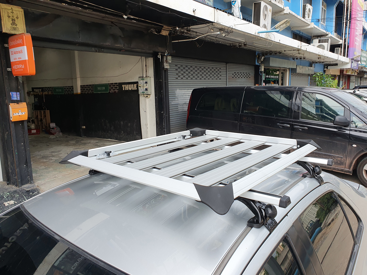 Toyota Vios ติดตั้ง แร็คหลังคารถตู้ VRK Roofrack รุ่น Modern White Color 100x120 cm