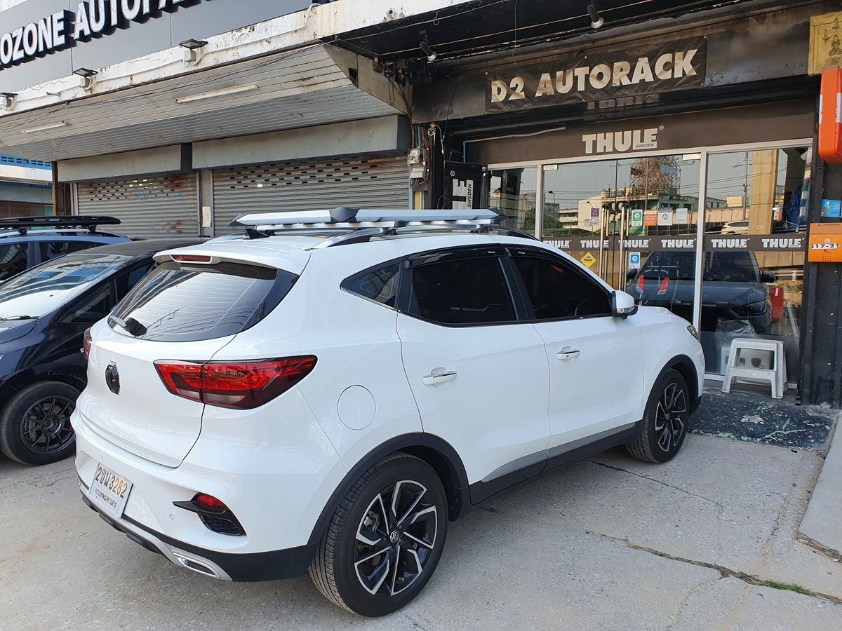 MG ZS ติดตั้ง แร็คหลังคามือสอง VRK Roofrack รุ่น Modern White Color 100x120 cm