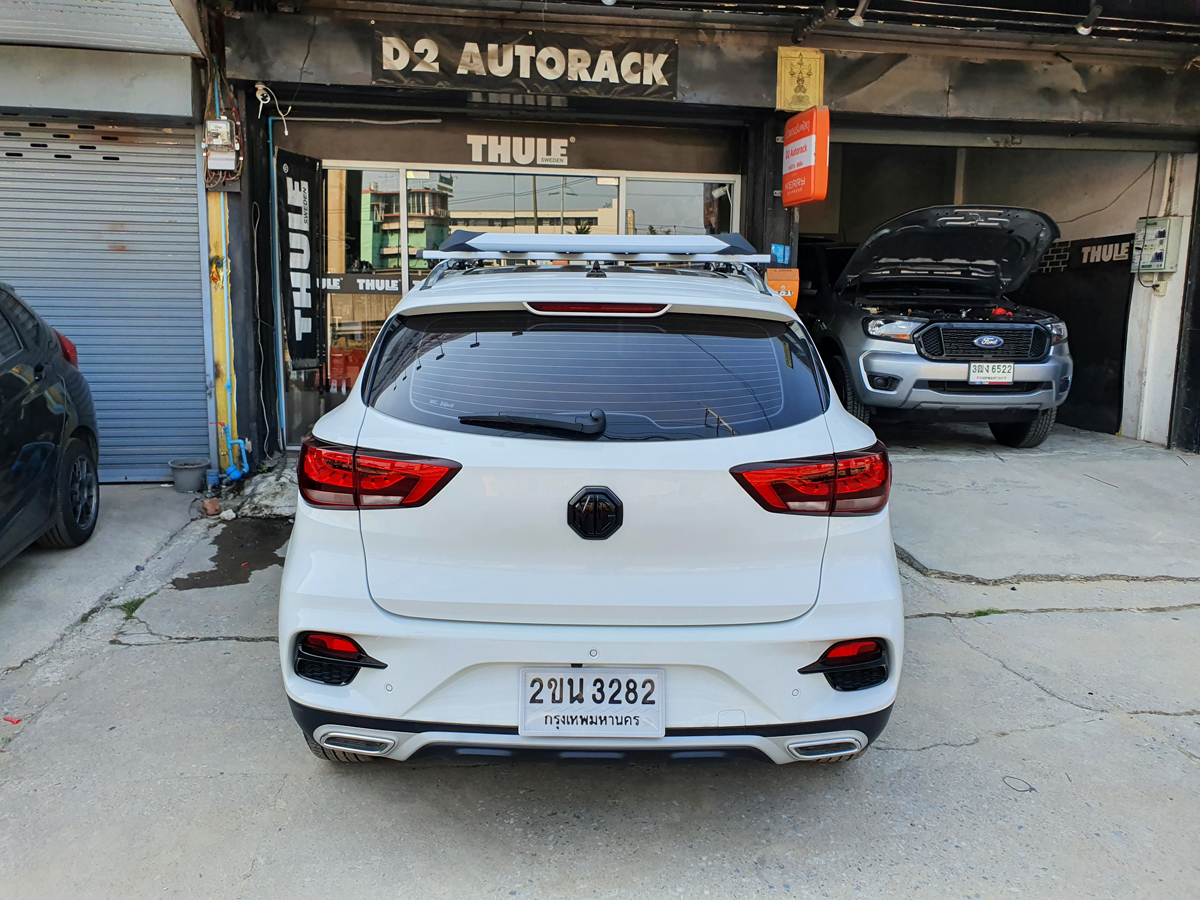 MG ZS ติดตั้ง ติดแร็คหลังคา VRK Roofrack รุ่น Modern White Color 100x120 cm