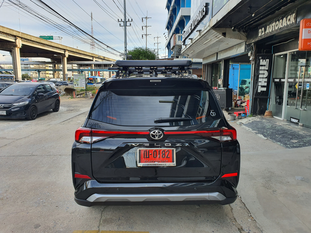 Toyota Veloz ติดตั้ง แร็คหลังคากระบะ4ประตู VRK Roofrack รุ่น Sport Black Color 100x150 cm