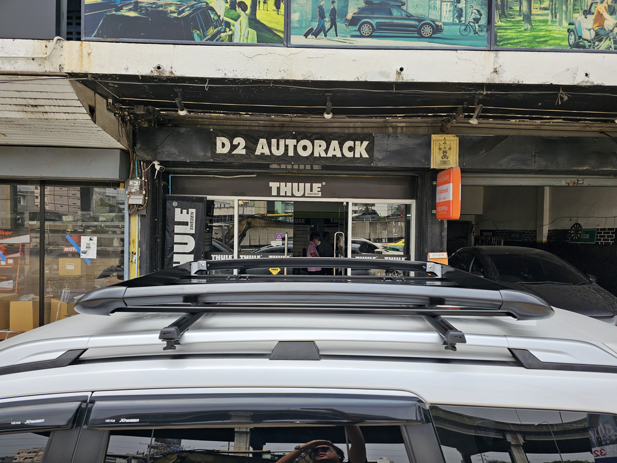 Mitsubishi Xpander ติดตั้ง แร็คบนหลังคา VRK Roofrack รุ่น Sport Black Color 100x150 cm