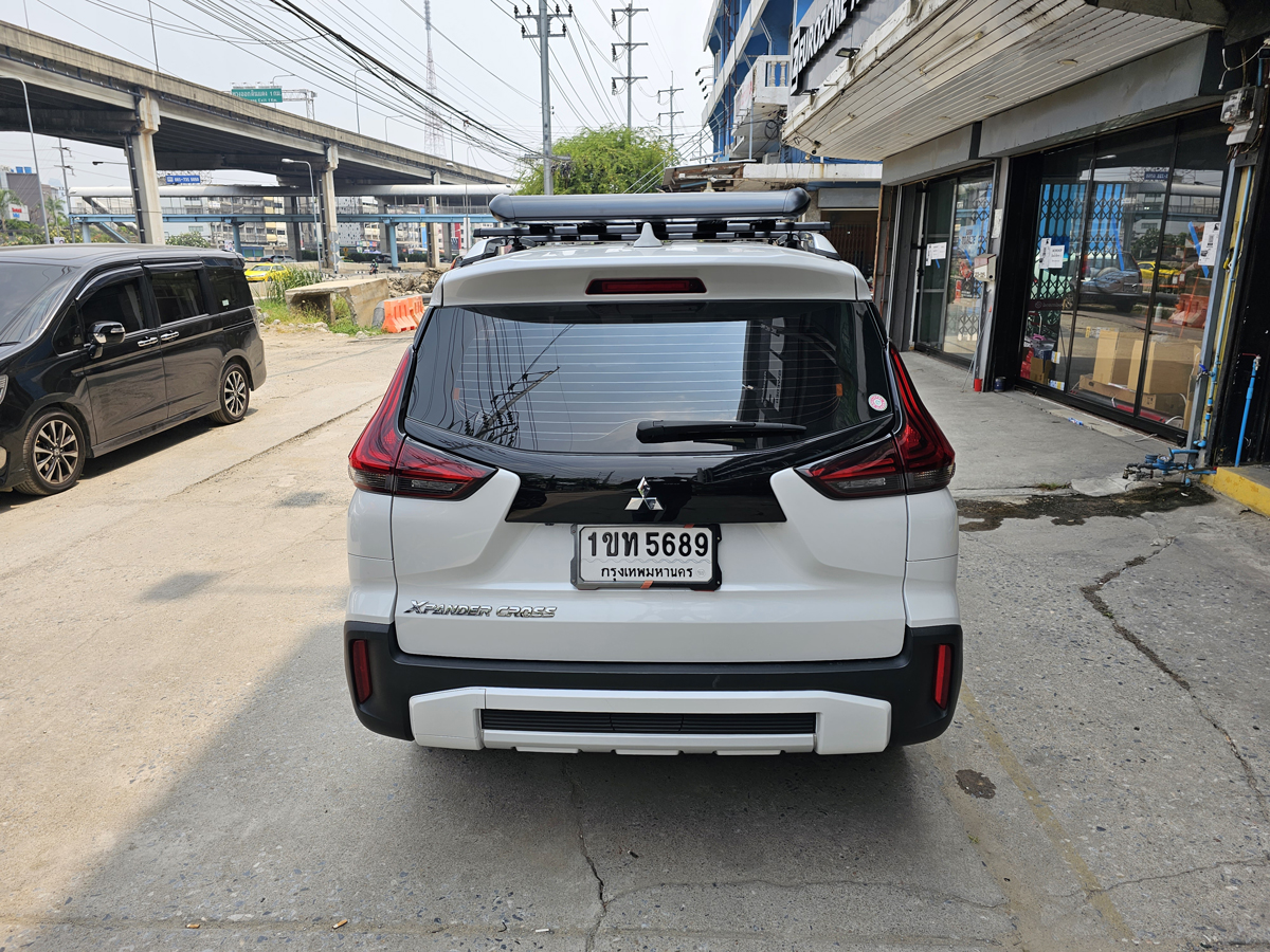 Mitsubishi Xpander ติดตั้ง ที่เก็บของบนหลังคา VRK Roofrack รุ่น Sport Black Color 100x150 cm