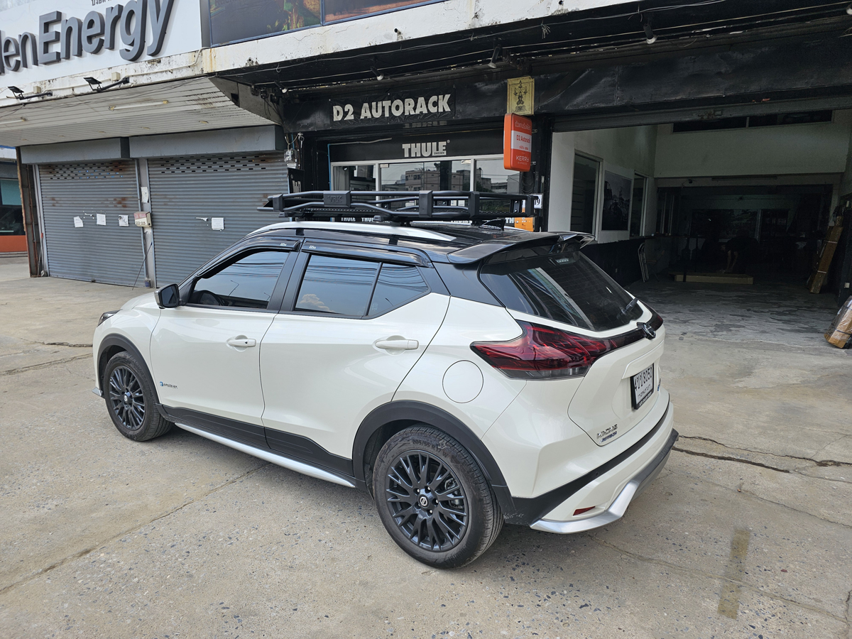 Nissan Kicks ติดตั้ง แร็คหลังคามือสอง VRK Roofrack รุ่น TRAY-002 100x150 cm