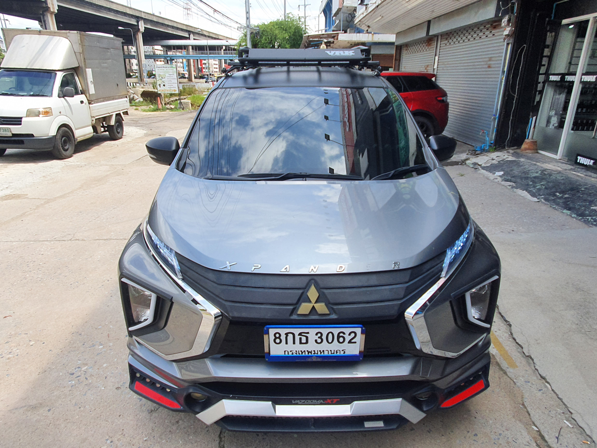 Mitsubishi Xpander ติดตั้ง แร็คหลังคาใกล้ฉัน VRK Roofrack รุ่น TRAY-002 100x150 cm