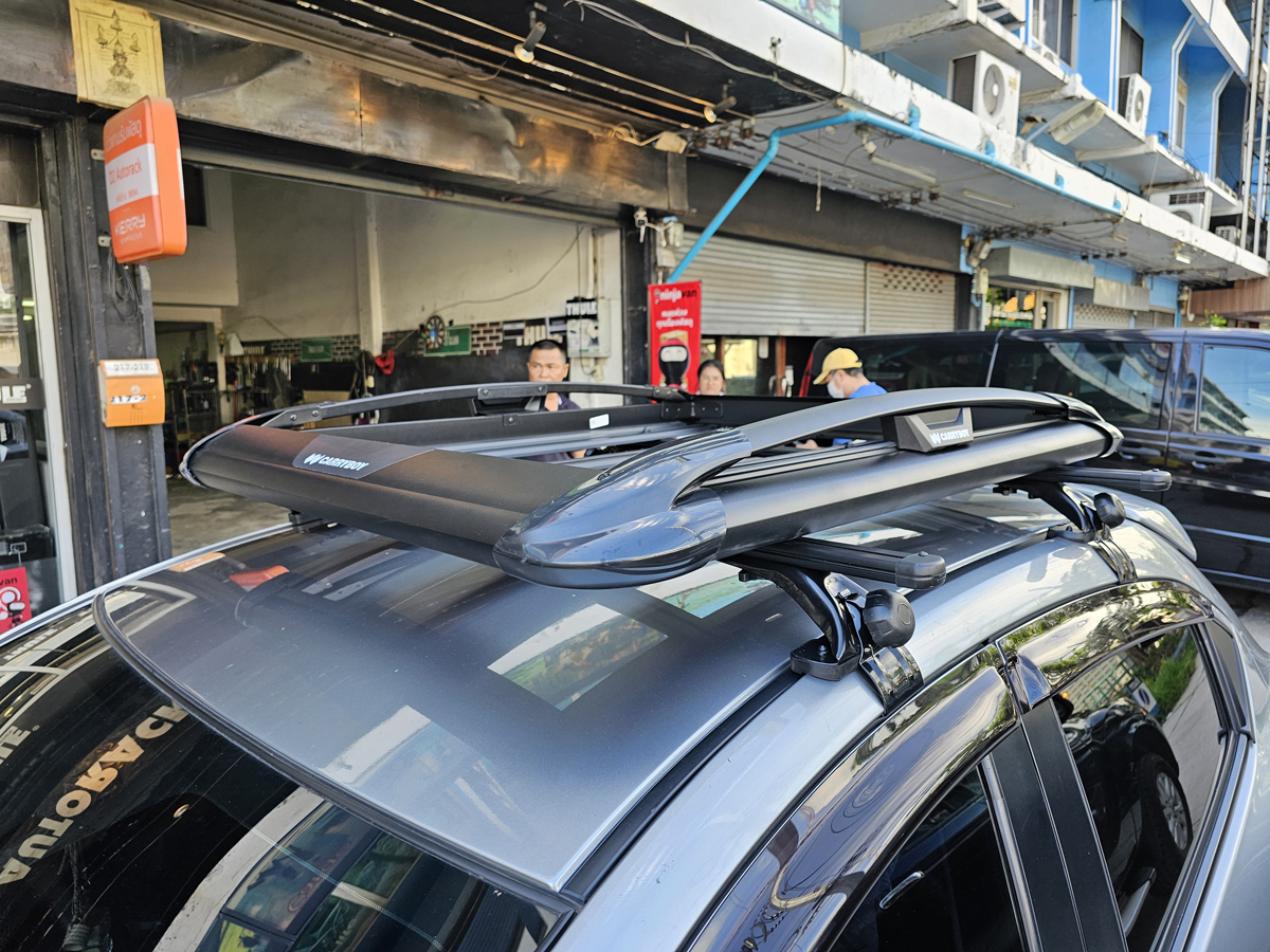 Mazda 2 ติดตั้ง แร็คเก็บสัมภาระบนหลังคา CARRYBOY Roofrack รุ่น CB550N 100x120 cm