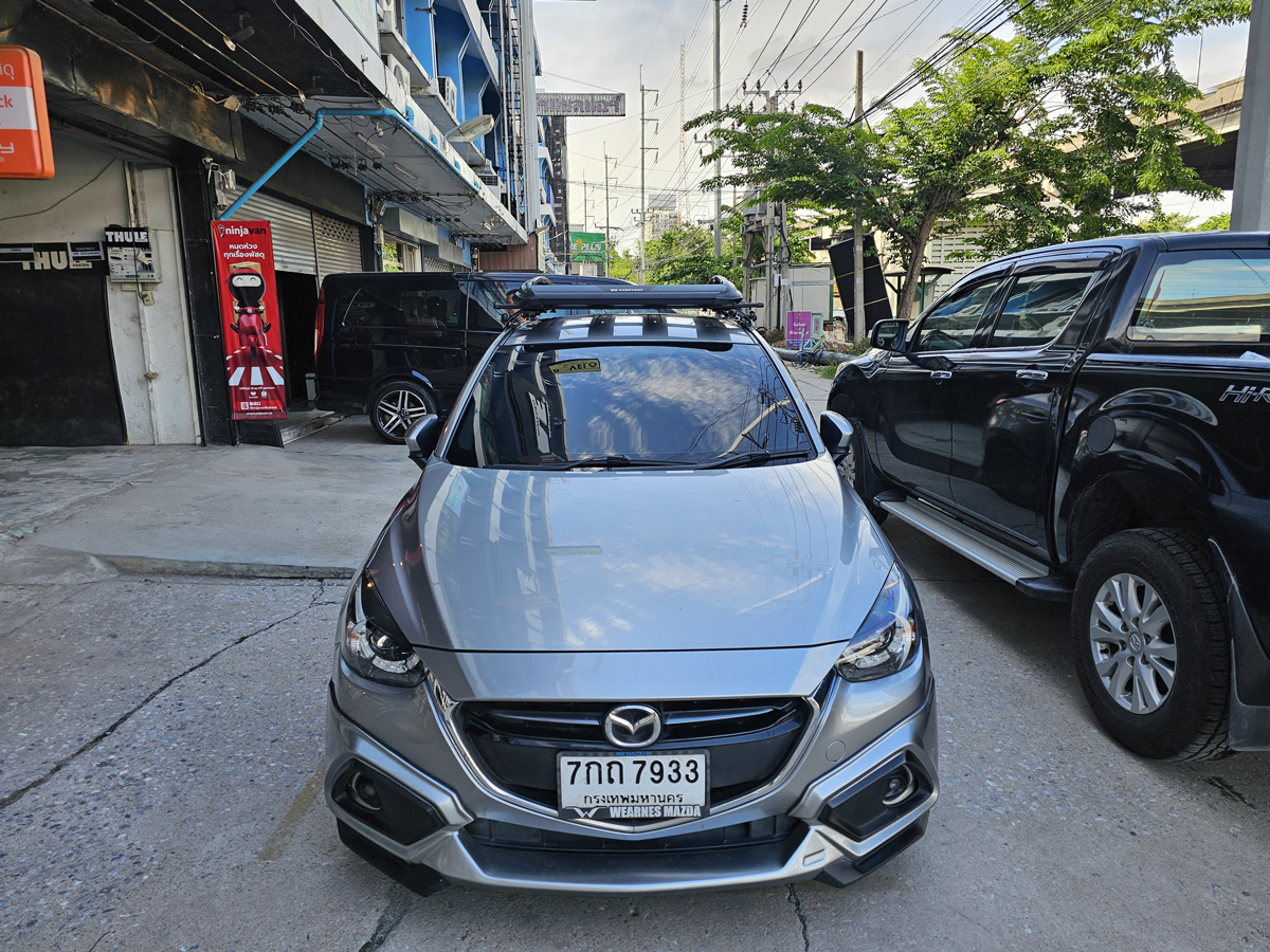 Mazda 2 ติดตั้ง ที่เก็บของบนหลังคา CARRYBOY Roofrack รุ่น CB550N 100x120 cm