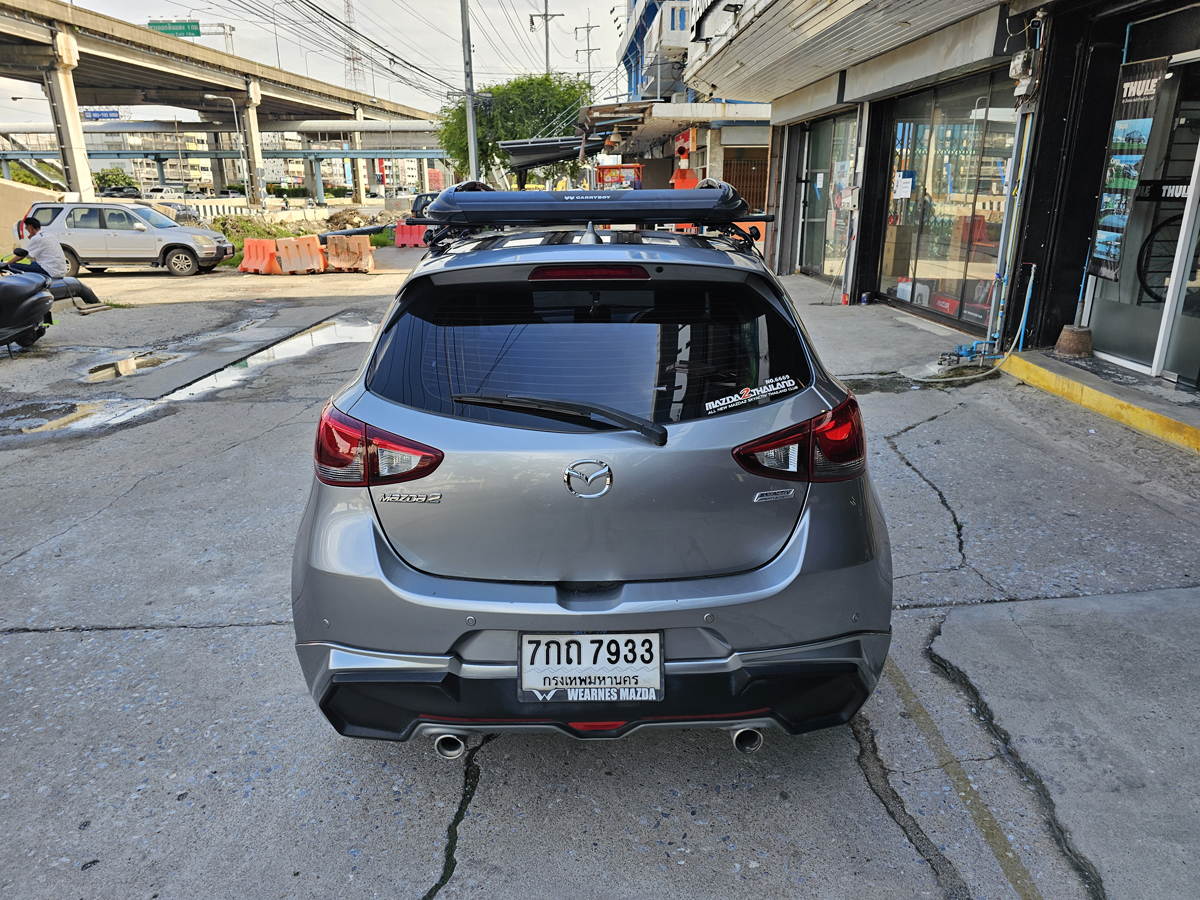 Mazda 2 ติดตั้ง ถาดใส่ของบนหลังคา CARRYBOY Roofrack รุ่น CB550N 100x120 cm