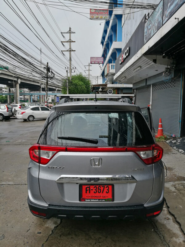 แร็คจักรยานท้ายรถthule แร็คหลังคามือสอง Thule Roof rail ประกอบด้วย ชุดขาจับแร็ค thule 775 + ชุดคานขวาง thule wingbar ขายแร็คจักรยานท้ายรถ คานแร็คหลังคา