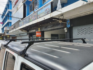 แร็คหลังคารถ Thule Rain Gutters ประกอบด้วย ชุดขาจับแร็ค thule 951 + ชุดคานขวาง thule squarebar ขายแร็คหลังคามือสอง2012 ขาจับแร็คหลังคารถเก๋ง ทูเล่ ตะแกรงหลังคารถ