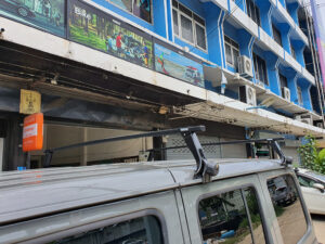 แร็คหลัง Thule Rain Gutters ประกอบด้วย ชุดขาจับแร็ค thule 952 + ชุดคานขวาง thule squarebar แร็คหลังคาใส่จักรยาน แร็คหลังคาบางนา