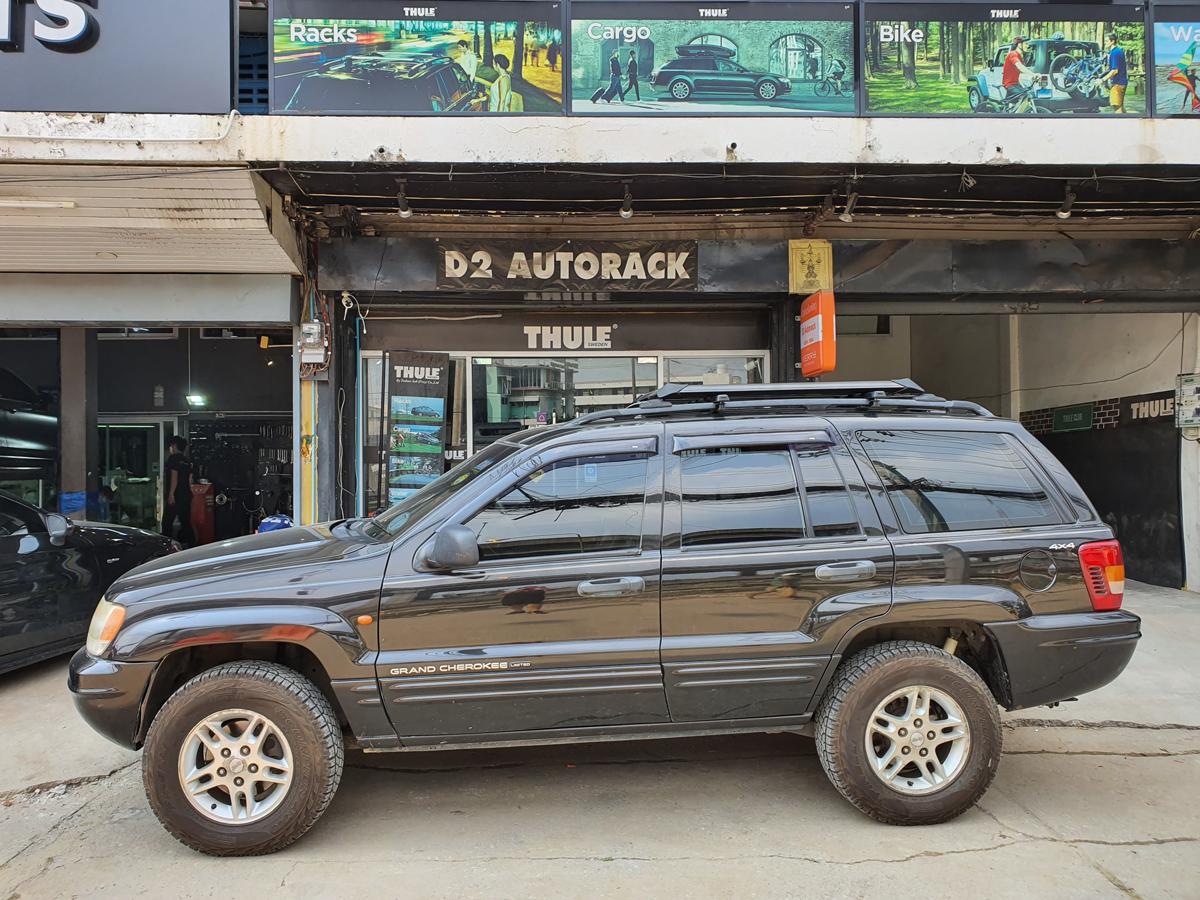 Jeep Cherokee ติดตั้ง แร็คหลังคารถเก๋ง VRK Roofrack รุ่น Modern Black Color 100x120 cm