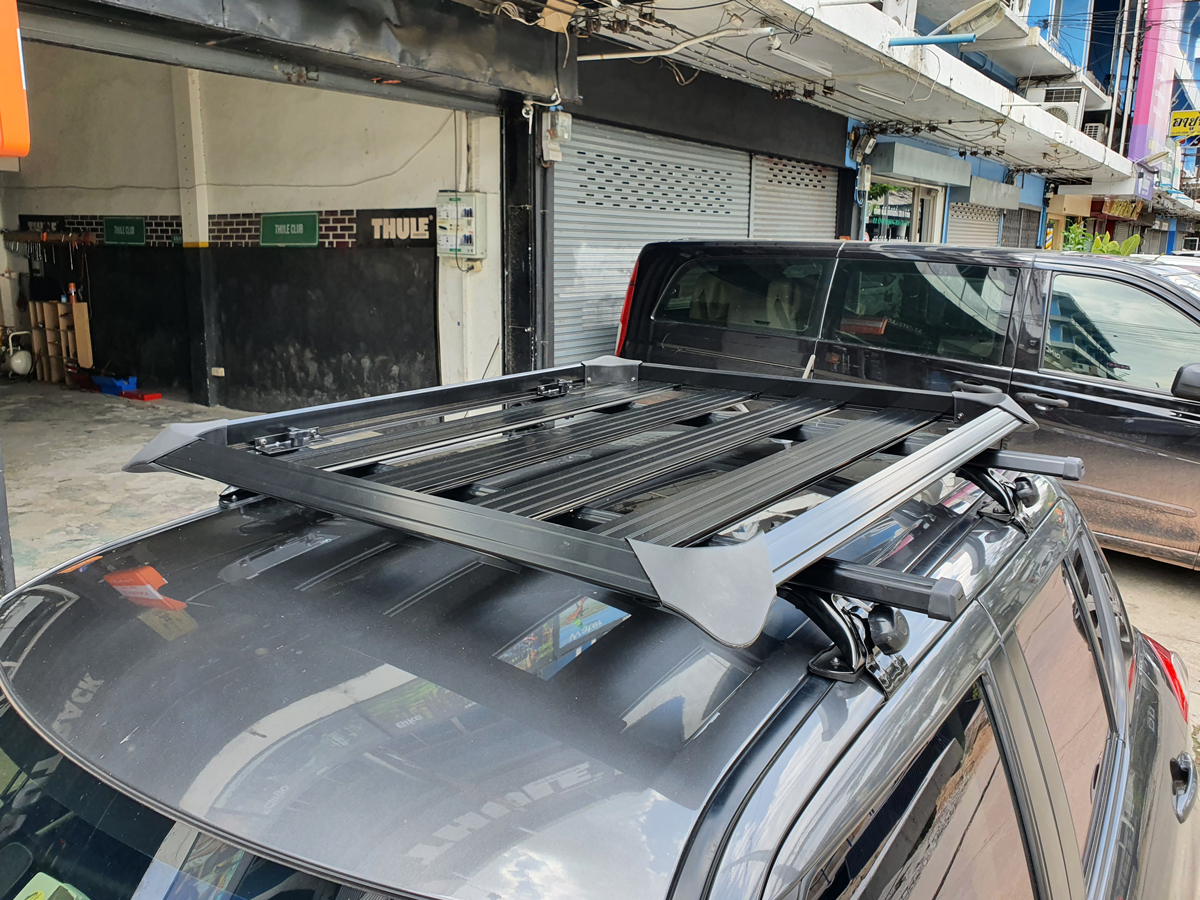 Suzuki Swift ติดตั้ง ถาดวางของบนหลังคา VRK Roofrack รุ่น Modern Black Color 100x120 cm