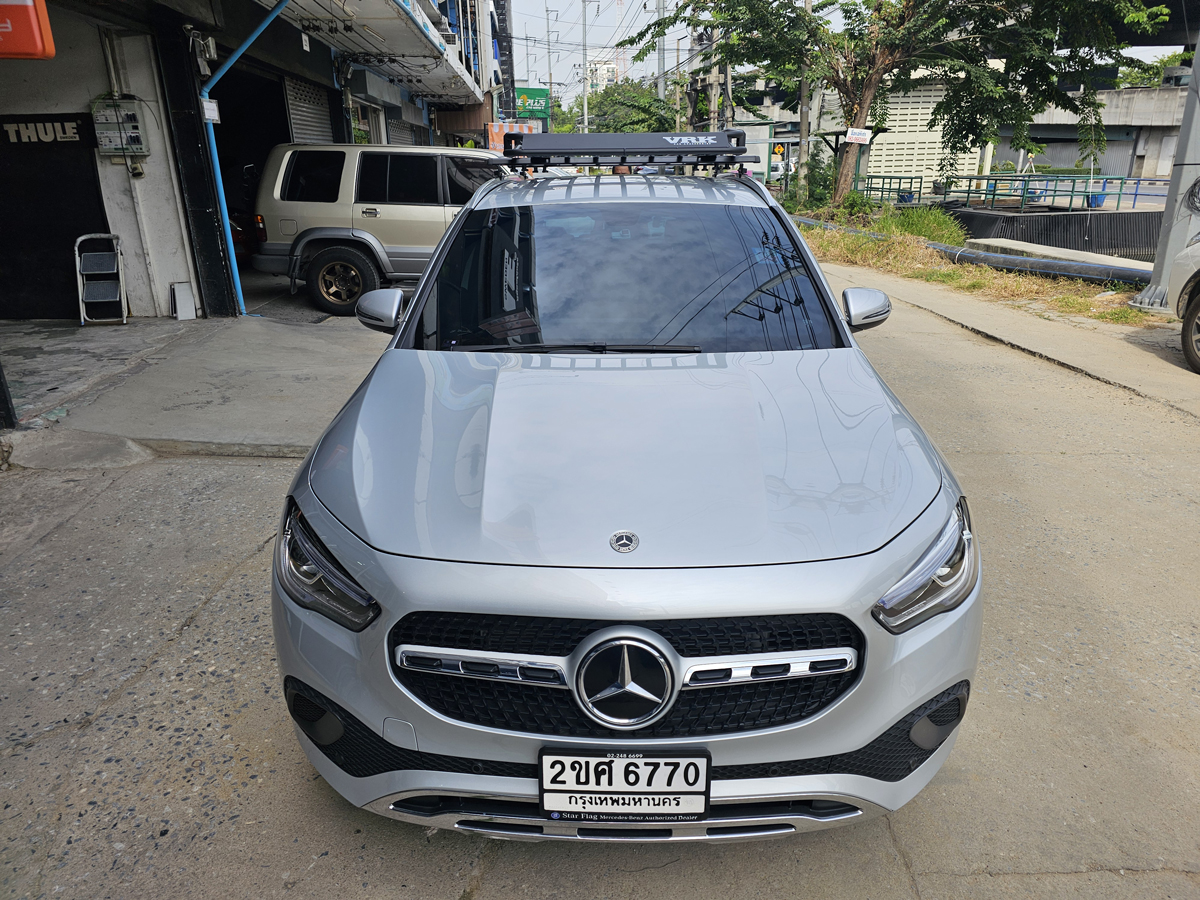 Benz GLA 200 ติดตั้ง แร็คหลังคาใกล้ฉัน VRK Roofrack รุ่น TRAY-001 100x150 cm