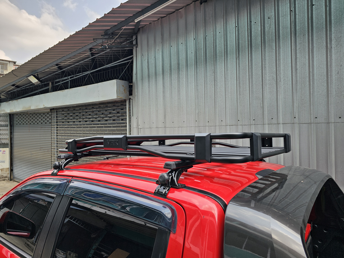 Ford Ranger ติดตั้ง ตะแกรงใส่ของบนหลังคา VRK Roofrack รุ่น TRAY-001 100x150 cm