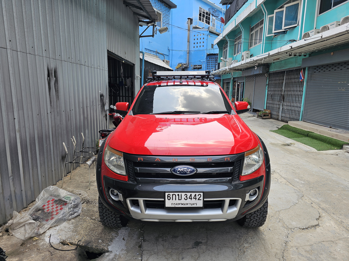 Ford Ranger ติดตั้ง ติดแร็คหลังคา VRK Roofrack รุ่น TRAY-001 100x150 cm