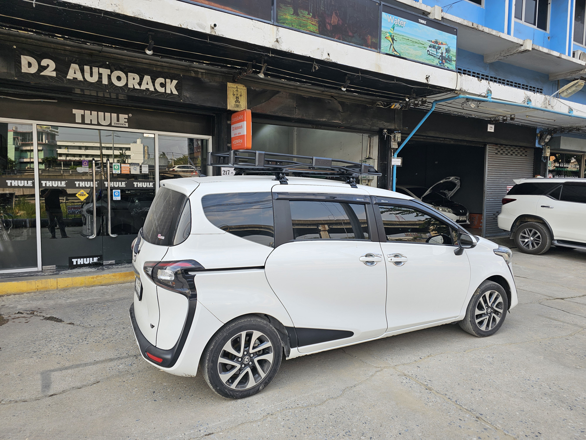 Toyota Sienta ติดตั้ง แร็คหลังคามือสอง VRK Roofrack รุ่น TRAY-001 100x150 cm