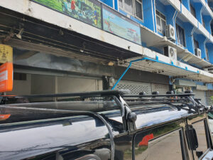 rackหลังคา VRK Rain Gutters ประกอบด้วย ชุดจับรางน้ำ VRK สูง 20 cm + ชุดคานขวาง Cross Bar ครบชุด แร็คหลังคามือสองมีนบุรี ราวแร็คหลังคา วีอาร์เค แร็คหลังคามือสองขายดี