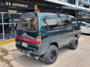 ร้านติดแร็คหลังคา Thule Rain Gutters ประกอบด้วย ชุดขาจับแร็ค thule 952 + ชุดคานขวาง thule squarebar ที่เก็บของบนหลังคารถเก๋ง แร็คจักรยานthuleมือสอง