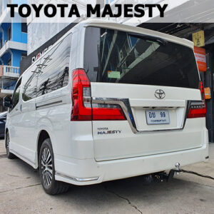 ชุดลากเรือ โตโยต้า มาเจสตี้ ออกแบบคานลากเรือ สำหรับ Toyota Majesty โดยเฉพาะ